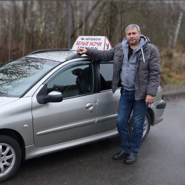 АЗАРОВ РУСЛАН ИВАНОВИЧ